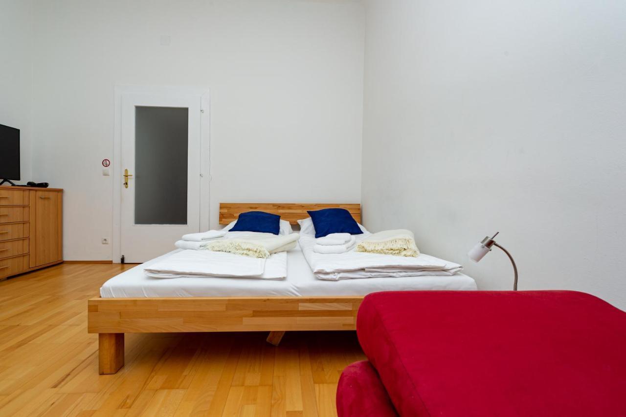 Moderne 2-Zimmer Wohnung In Wien Exterior foto